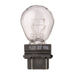 051-3157 BOMBILLO 12V 32/3 CP BASE PLASTICO